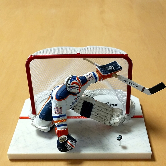 NHL Other - Grant Fuhr #31 Edmonton Oilers White Jersey Figurine